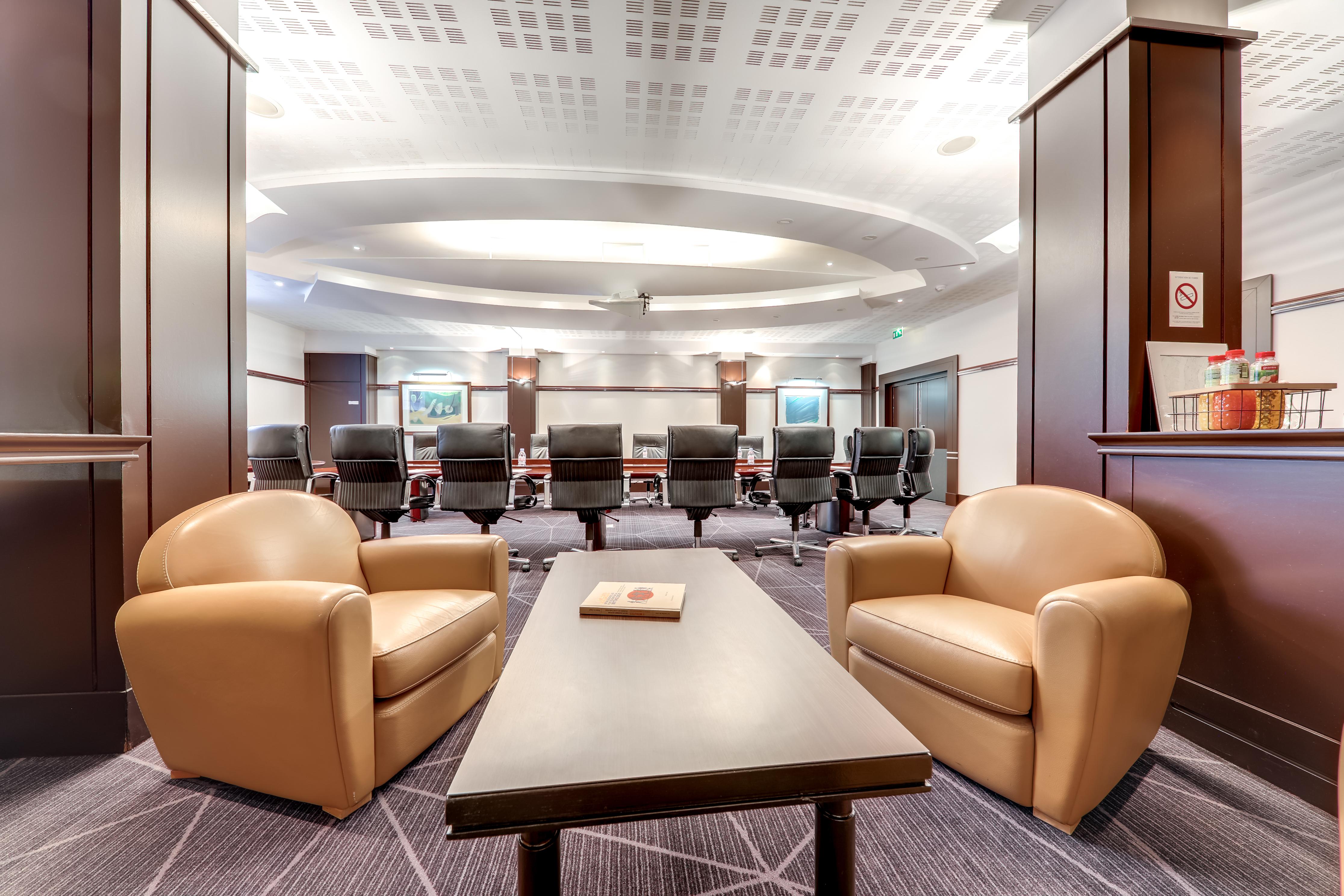Mercure Paris Cdg Airport & Convention Hotel 4*